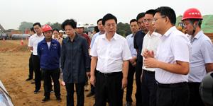 長沙市委書記胡衡華督察長沙天卓管道安裝項目